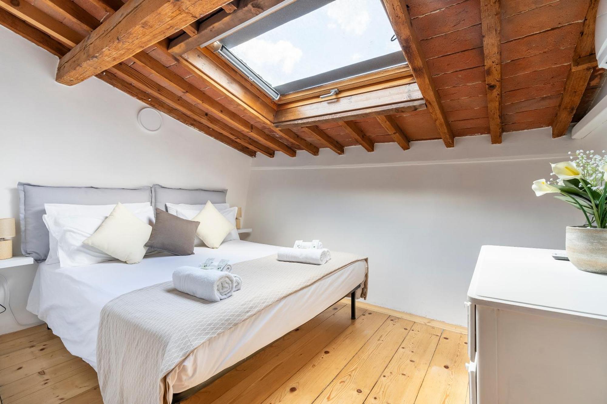 Piazza Santo Spirito Appartamento Con 2 Camere Matrimoniali Florenţa Exterior foto