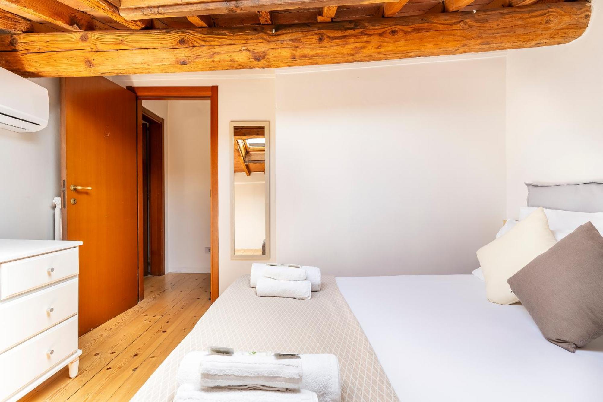 Piazza Santo Spirito Appartamento Con 2 Camere Matrimoniali Florenţa Exterior foto